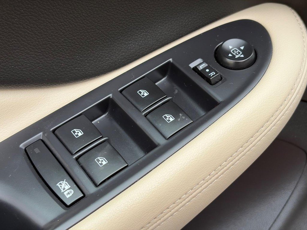 Used 2019 Buick Envision Preferred FWD image 22