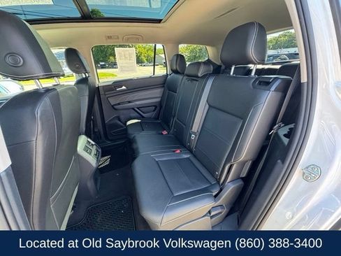 Used 2023 Volkswagen Atlas SEL AWD/4WD image 11