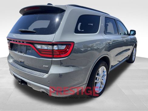 Used 2024 Dodge Durango GT RWD image 9