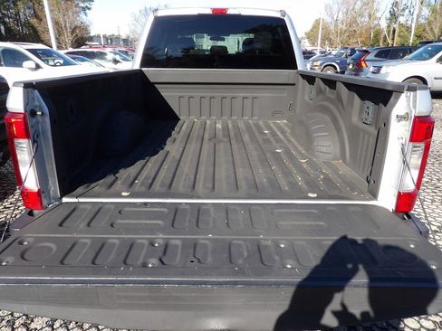 Used 2017 Ford F250 XLT image 22