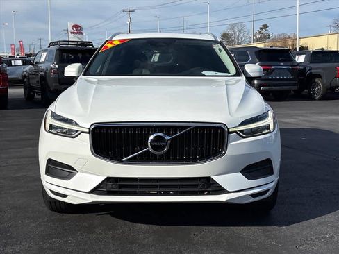 Used 2018 Volvo XC60 T6 Momentum w/ Convenience Package image 24