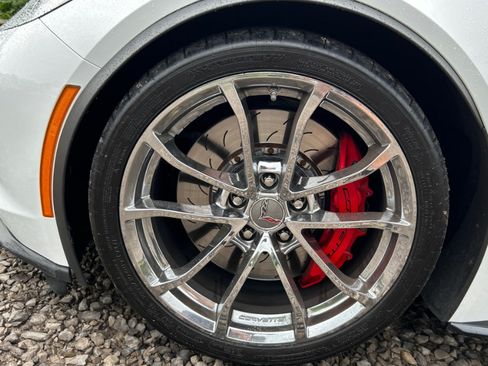 Used 2019 Chevrolet Corvette Grand Sport RWD image 14