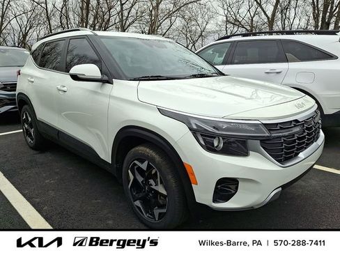 Certified 2024 Kia Seltos EX image 3