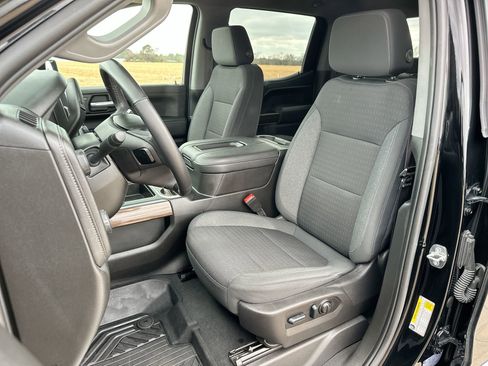 Used 2022 Chevrolet Silverado 1500 RST image 11