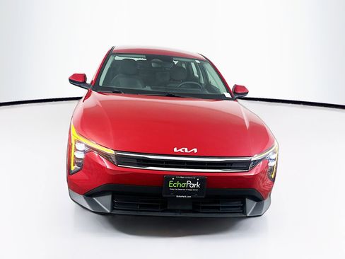 Used 2025 Kia K4 LXS image 2