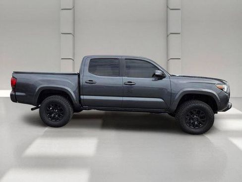 Used 2023 Toyota Tacoma SR5 w/ Technology Package RWD image 6