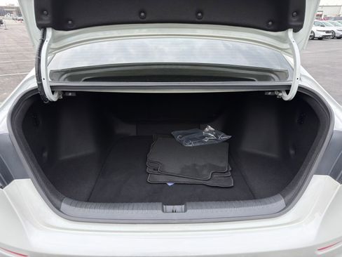 Used 2024 Honda Accord EX image 28