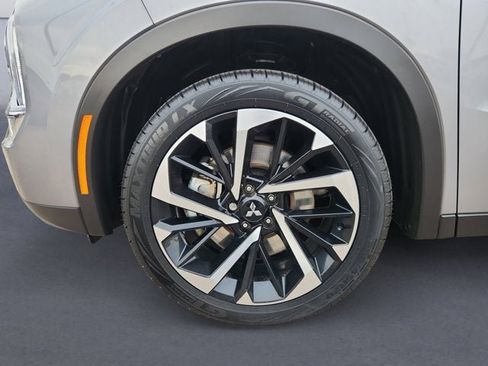 Used 2024 Mitsubishi Outlander Ralliart image 14