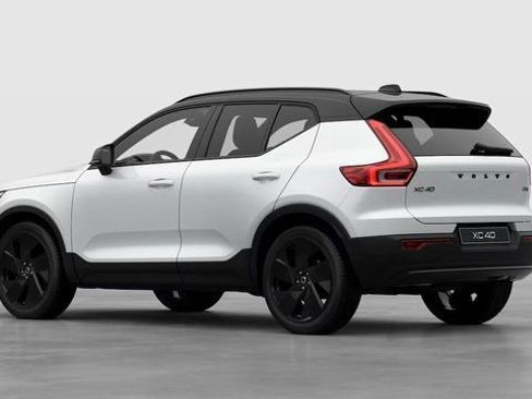 New 2026 Volvo XC40 B5 Ultra w/ Protection Package Premier AWD/4WD image 3