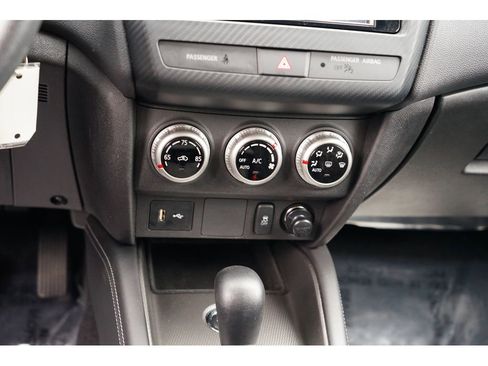 Used 2024 Mitsubishi Outlander Sport ES image 23