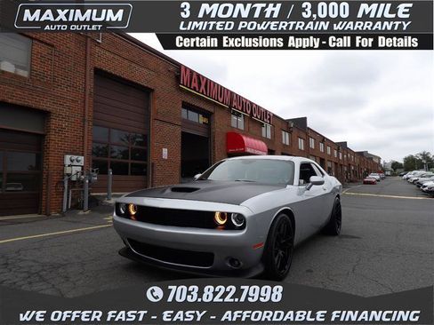 Used 2021 Dodge Challenger R/T image 1