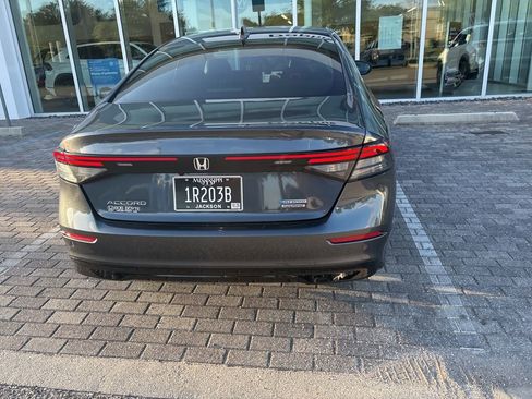 Used 2024 Honda Accord Touring image 19