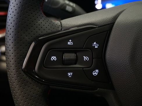 New 2026 Chevrolet Trax RS w/ Sunroof Package image 20