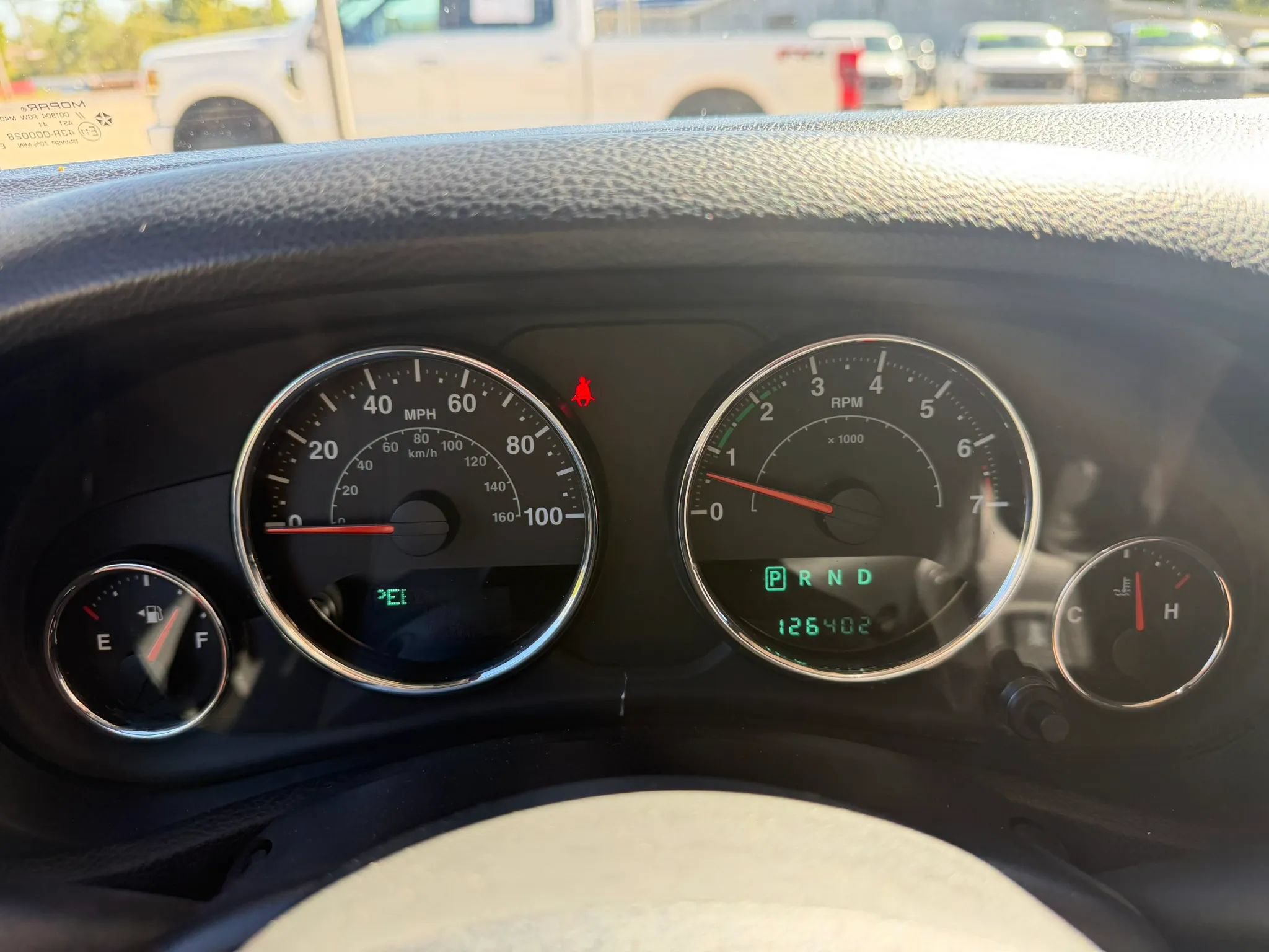 Used 2014 Jeep Wrangler Unlimited Sahara w/ Connectivity Group AWD/4WD image 11