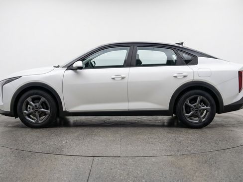 Used 2025 Kia K4 FWD image 5