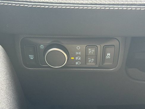 Used 2023 Ford Mustang Mach-E Select w/ Comfort Package Lite RWD image 32
