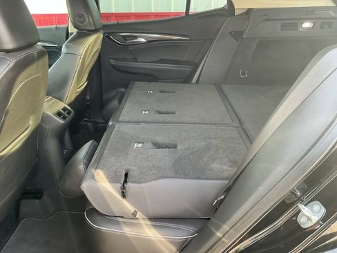 Used 2023 Buick Envision Essence AWD/4WD image 41