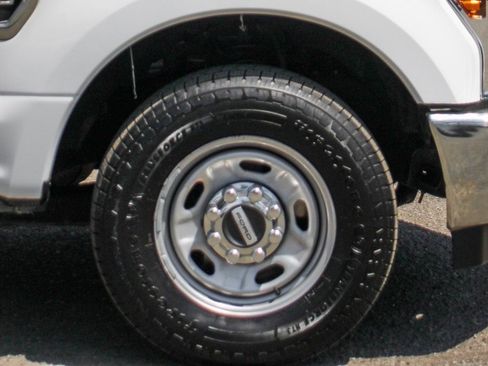 Used 2018 Ford F350 XL w/ Power Equipment Group image 34