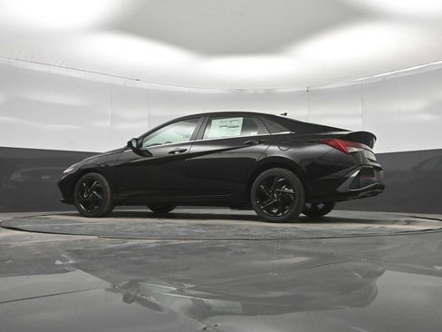 New 2026 Hyundai Elantra SEL Sport FWD image 36
