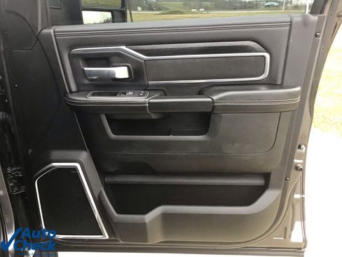 Used 2023 RAM 3500 Laramie image 20