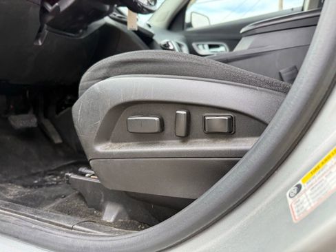 Used 2015 Chevrolet Equinox LT w/ Driver Convenience Package FWD image 11