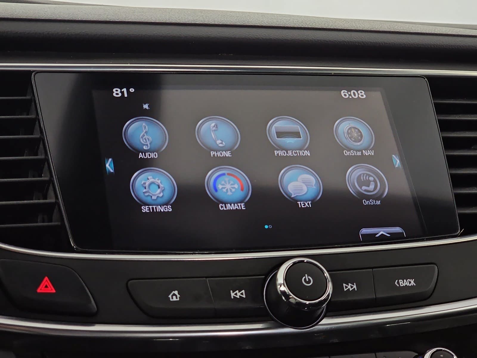 Used 2017 Buick LaCrosse Essence FWD image 19