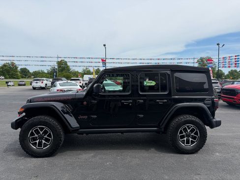 Used 2019 Jeep Wrangler Unlimited Rubicon w/ Dual Top Group AWD/4WD image 8