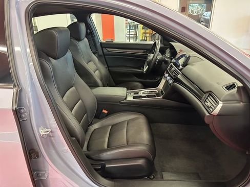 Used 2022 Honda Accord Sport image 16