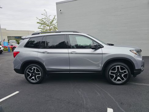 Used 2023 Honda Passport Elite image 8