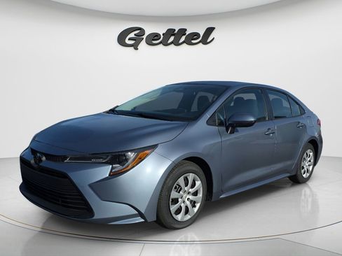 Used 2024 Toyota Corolla LE FWD image 1