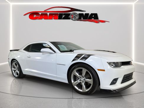 Used 2015 Chevrolet Camaro SS w/ LPO, Black Appearance Package RWD image 2