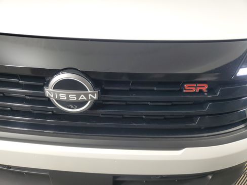 Used 2026 Nissan Kicks SR FWD image 10