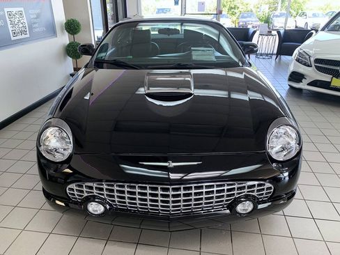 Used 2002 Ford Thunderbird RWD image 7
