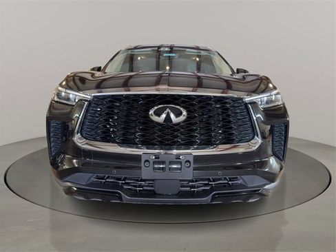 Used 2023 INFINITI QX60 Luxe image 2
