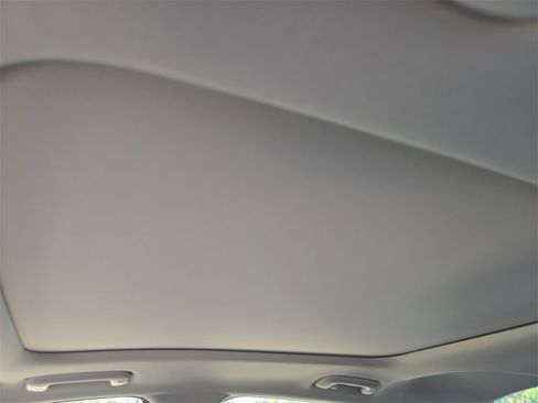 New 2026 Kia K5 EX image 24