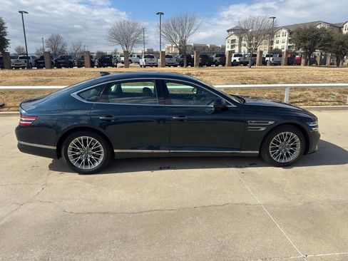 Used 2023 Genesis G80 2.5T image 3