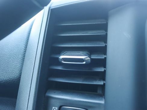 Used 2022 RAM 2500 Tradesman w/ Chrome Appearance Group image 28