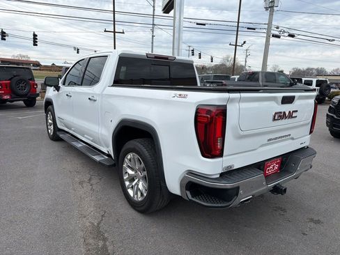 Used 2019 GMC Sierra 1500 SLT AWD/4WD image 4