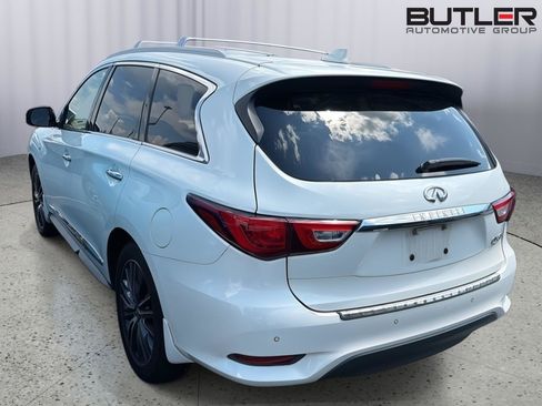 Used 2016 INFINITI QX60 FWD w/ Deluxe Technology Package image 10