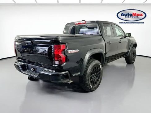 Used 2023 Chevrolet Colorado Trail Boss w/ Technology Package image 2