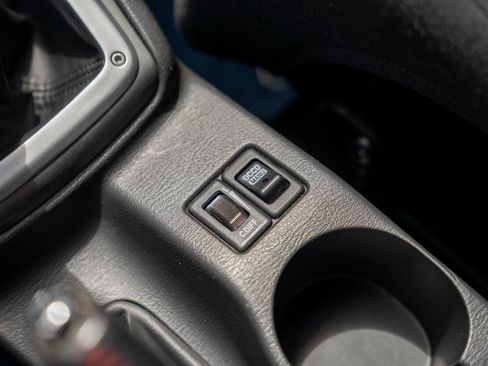 Used 2005 Subaru Impreza WRX STI image 29