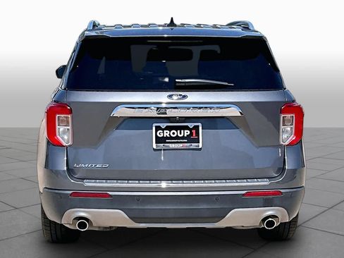 Used 2021 Ford Explorer Limited w/ Equipment Group 301A RWD image 4