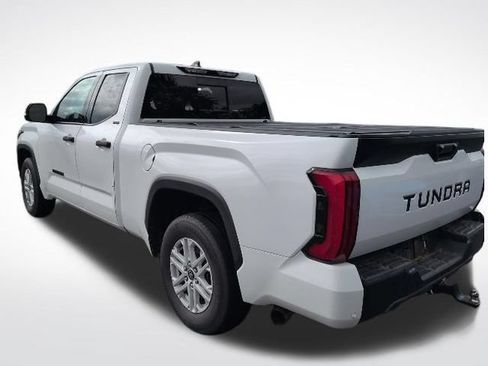 Used 2022 Toyota Tundra SR5 w/ SR5 Convenience Package RWD image 9
