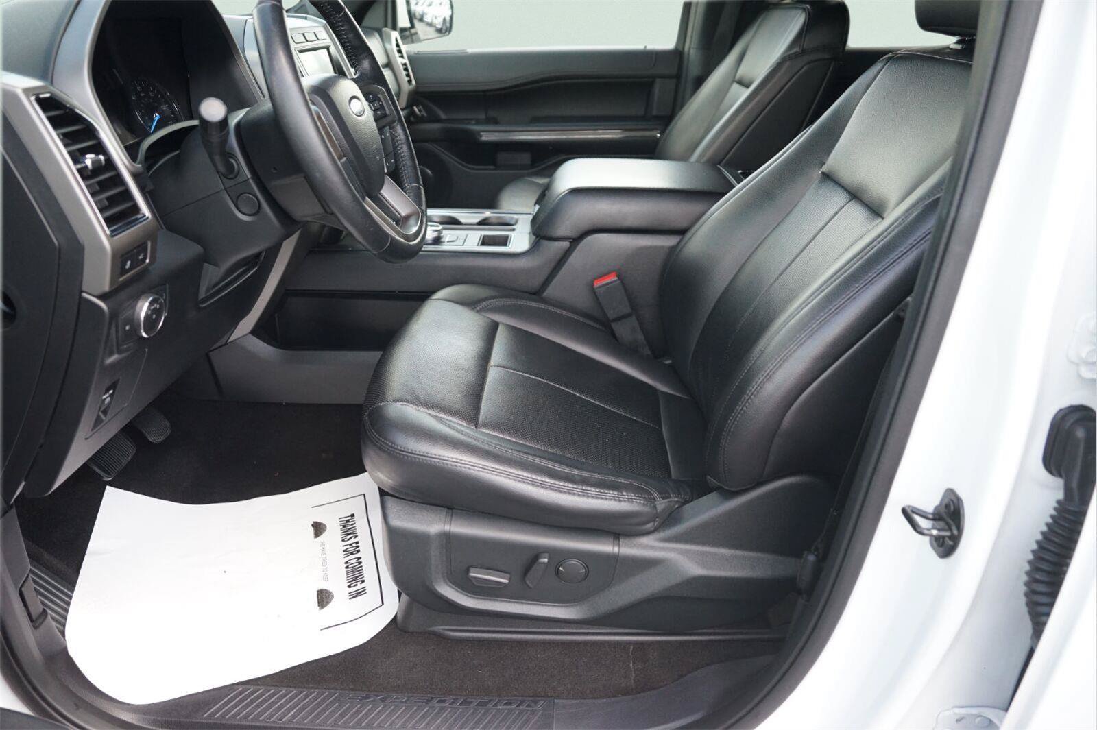Used 2020 Ford Expedition Max XLT w/ Equipment Group 202A RWD image 9
