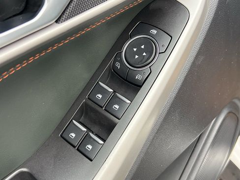 Used 2022 Ford Explorer Timberline image 12