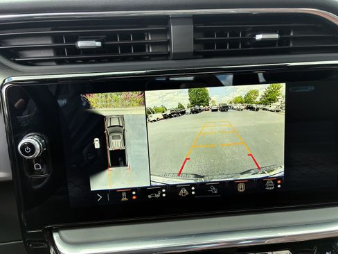 Used 2025 GMC Sierra 1500 Denali Ultimate AWD/4WD image 34