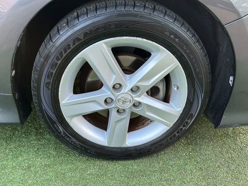 Used 2012 Toyota Camry SE image 45