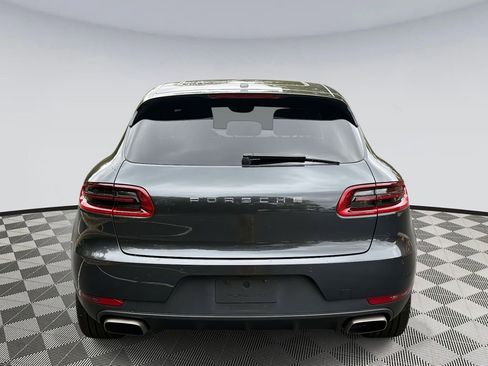 Used 2018 Porsche Macan image 3
