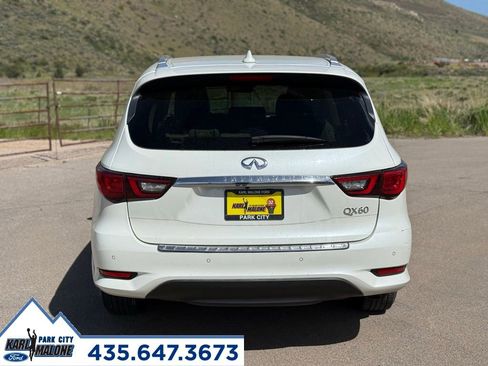Used 2019 INFINITI QX60 Luxe w/ Essential Package FWD image 4