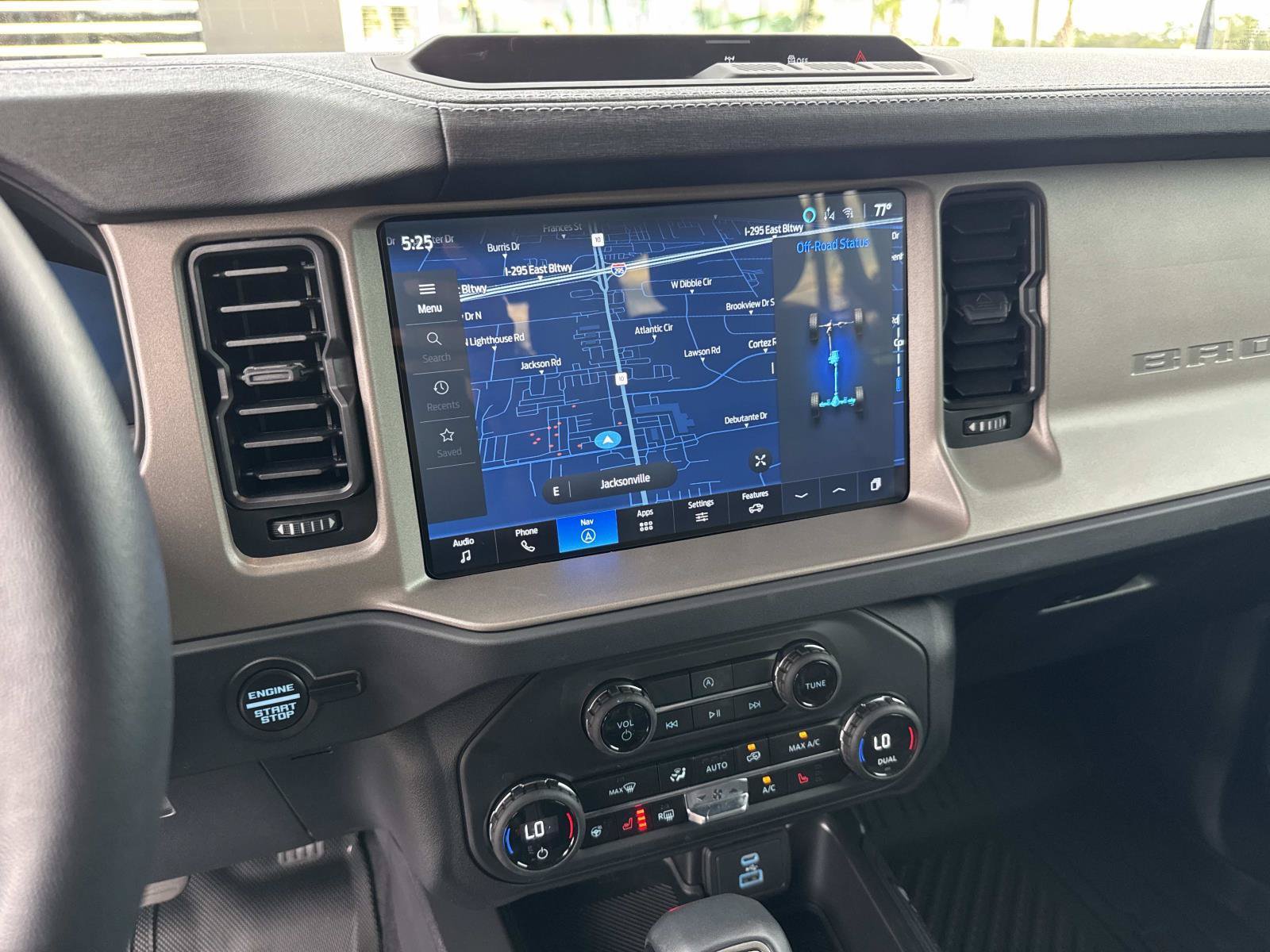 Used 2025 Ford Bronco Outer Banks AWD/4WD image 24
